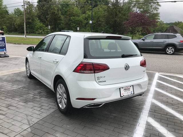 2018 Volkswagen Golf SE